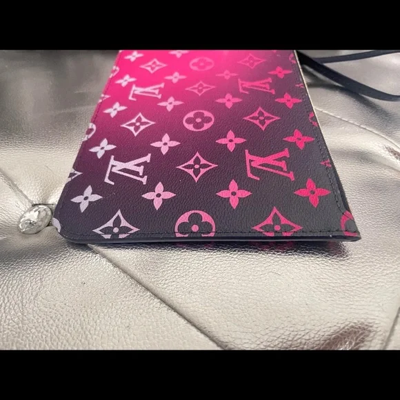 Louis Vuitton Midnight Neverfull Pouch Wristlet - Picture 9 of 15